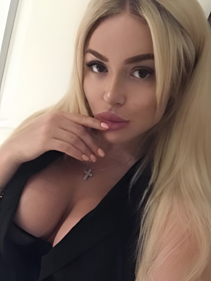 Галина привлекальеная девушка из Лобни цена от 2500 руб