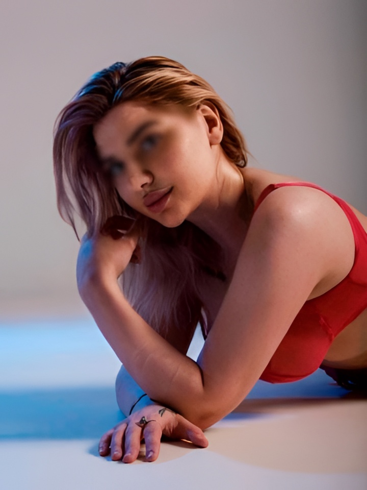 Наташа привлекальеная девушка из Лобни цена от 5000 руб