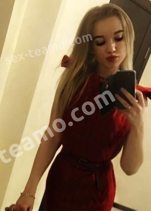 Карина привлекательная девушка из Лобни цена от 3500 руб