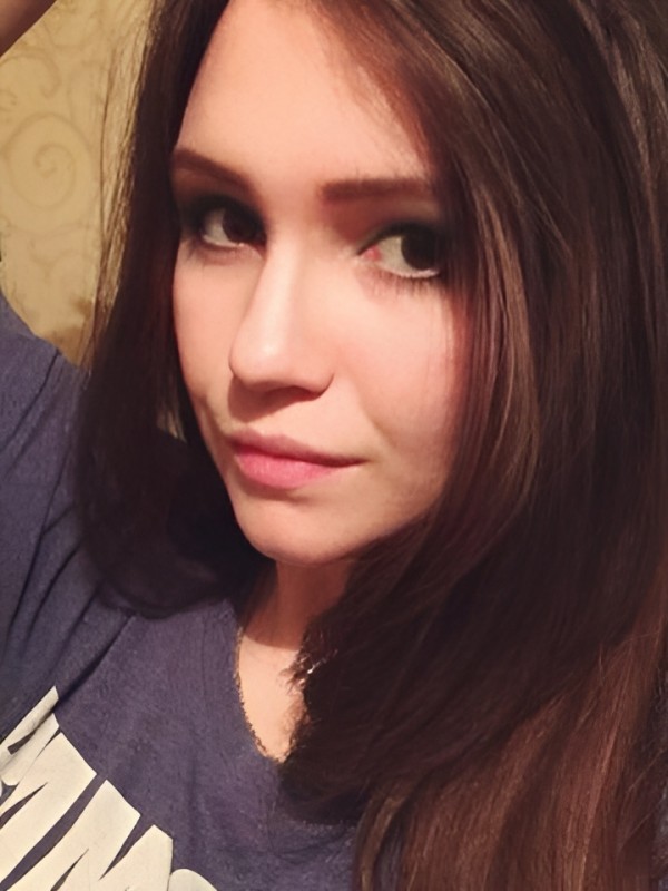 Арина привлекательная девушка из Лобни цена от 3000 руб