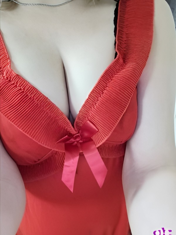 Елена привлекательная девушка из Лобни цена от 2500 руб