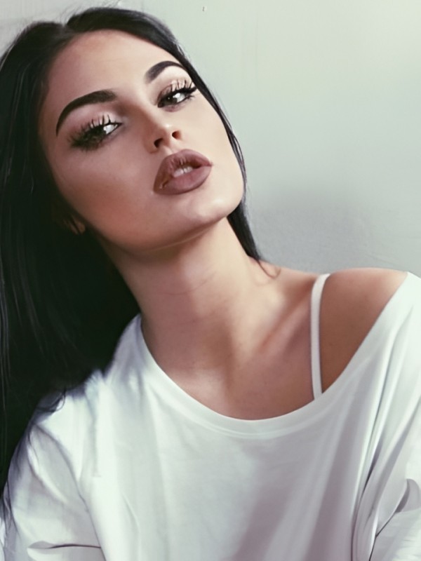 Моника привлекательная девушка из Лобни цена от 2500 руб