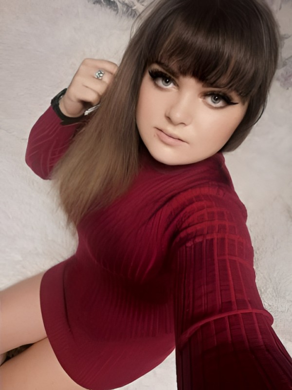 Роксана привлекательная девушка из Лобни цена от 5000 руб