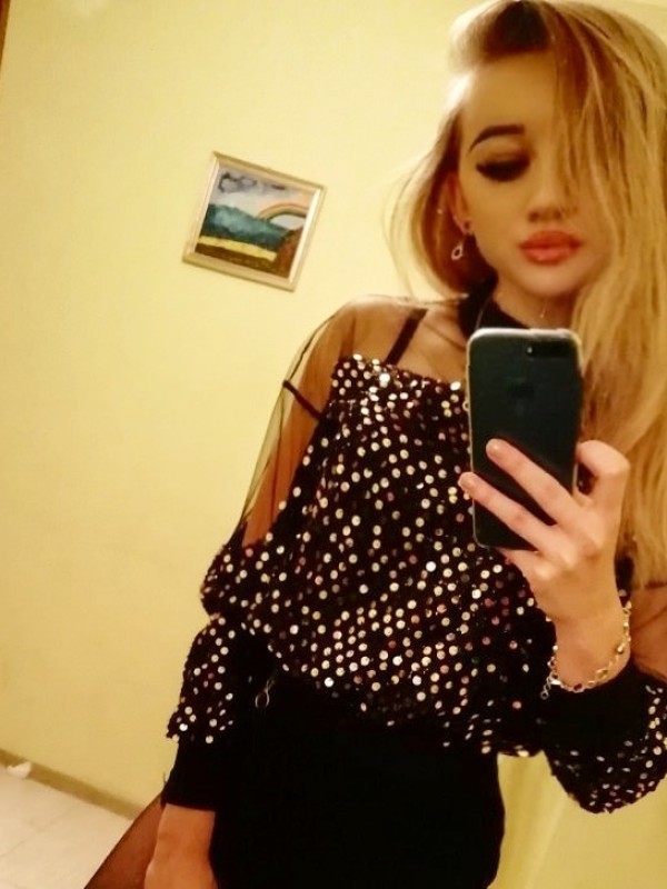 Карина фото 2